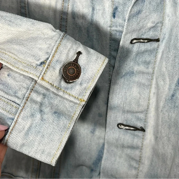 Levi’s Rare Sample Acid Wash Denim Trucker Jacket - Picture 4 of 9